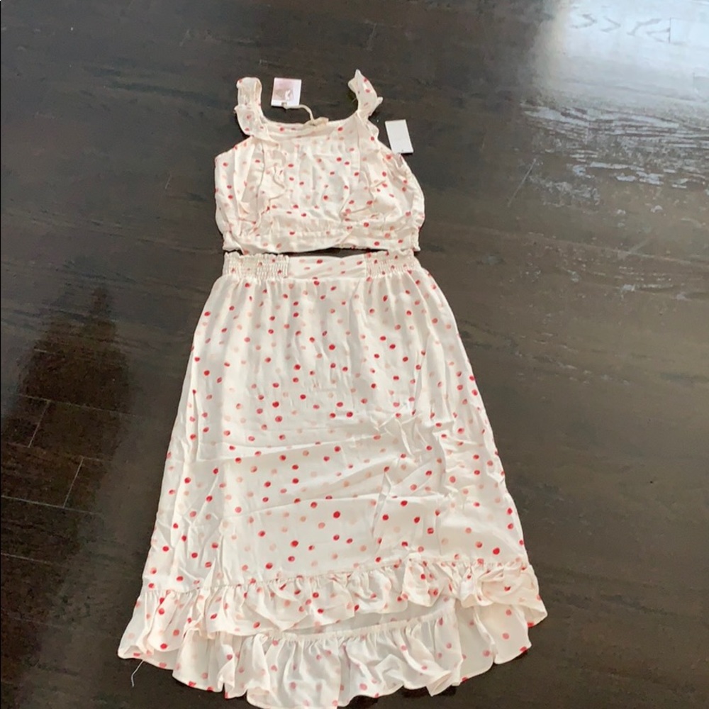 Jessica Simpson grils polka dot set